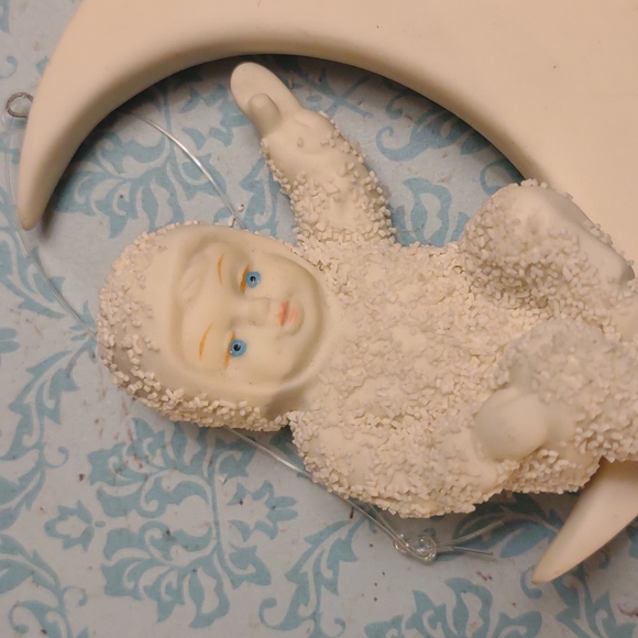 Snowbabies Ornament - Picture 4 of 4